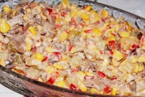 Фото для Cалат с грибами и кукурузой
