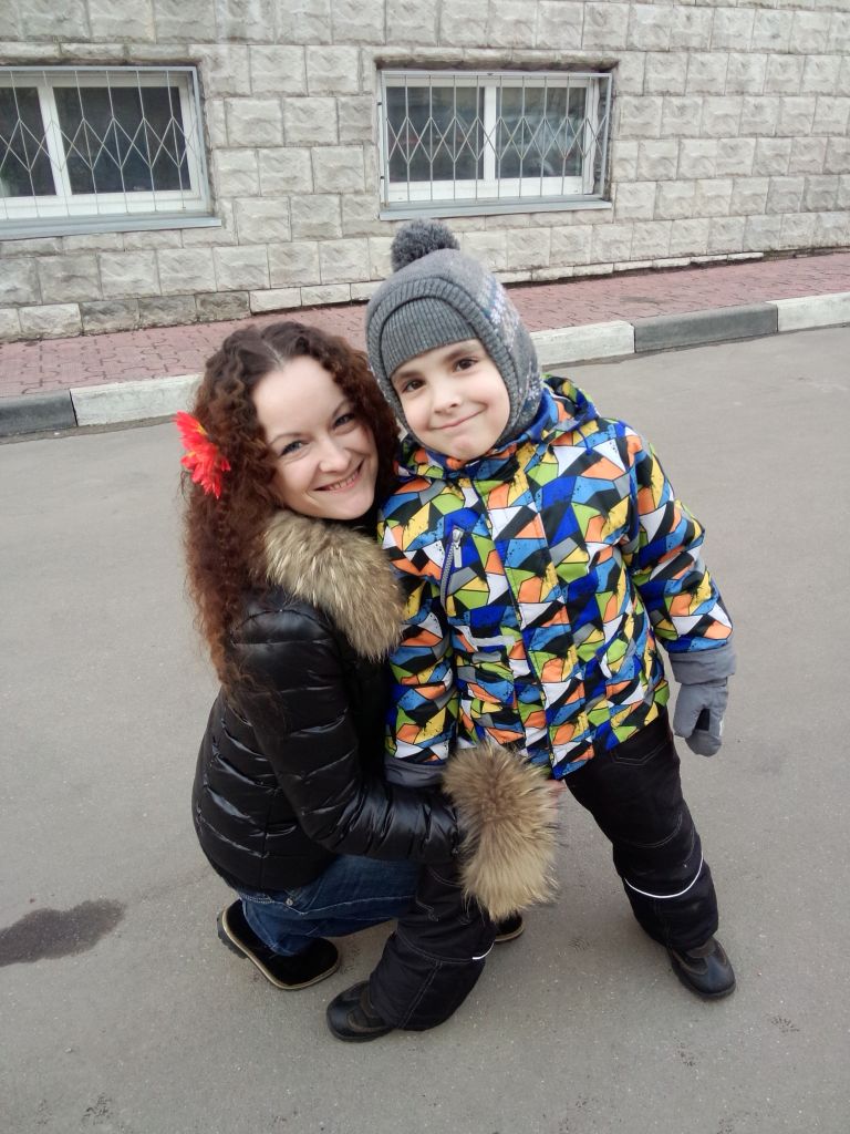 Фото для Неначто жить с ребенком матери одиночке из-за кредитных долгов. Помогите, кто сколько сможет