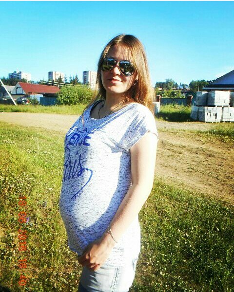Фото для Сирота. Осталась без средств к существованию