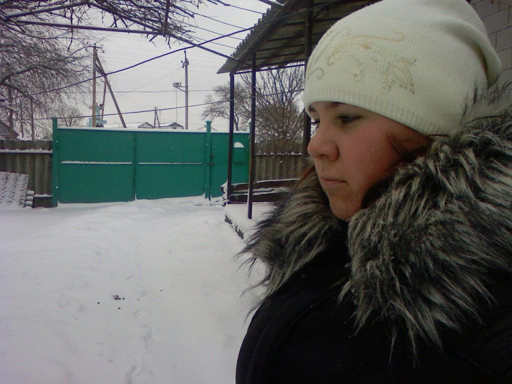 Фото для Помогите сделать зубы молодой девушке