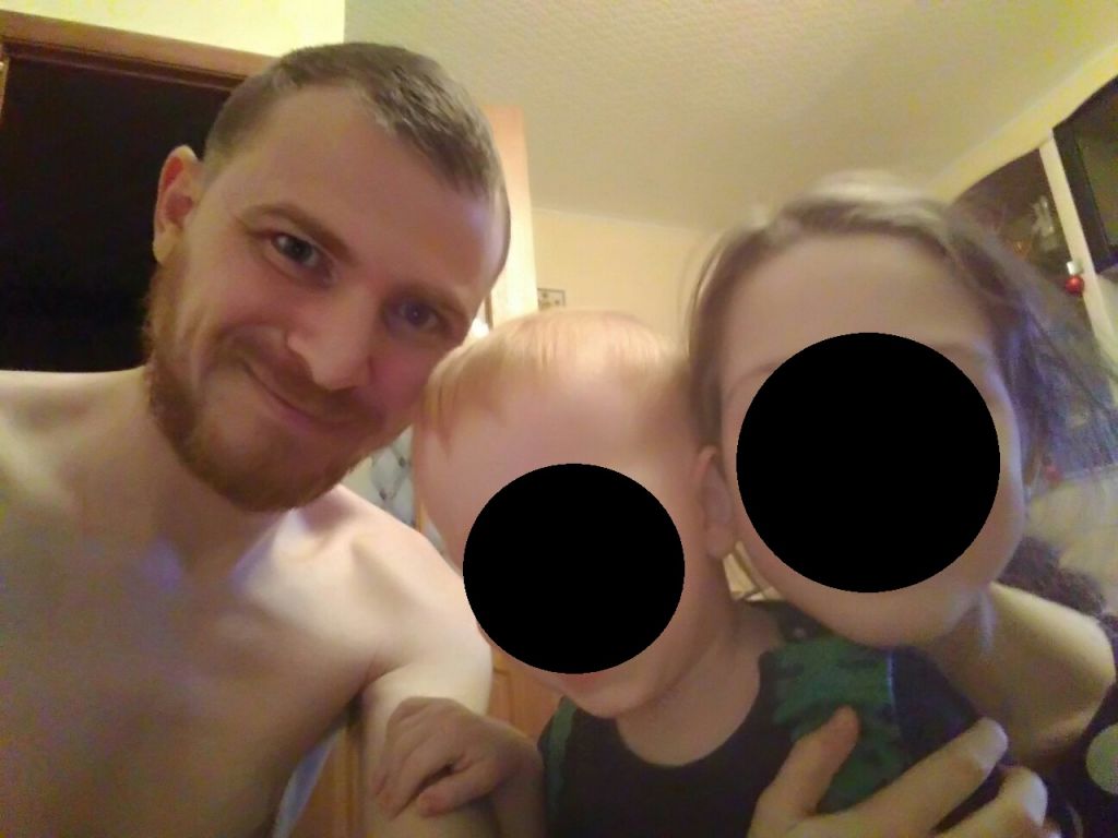 Фото для Инвалид-семьянин. Помогите погасить долг