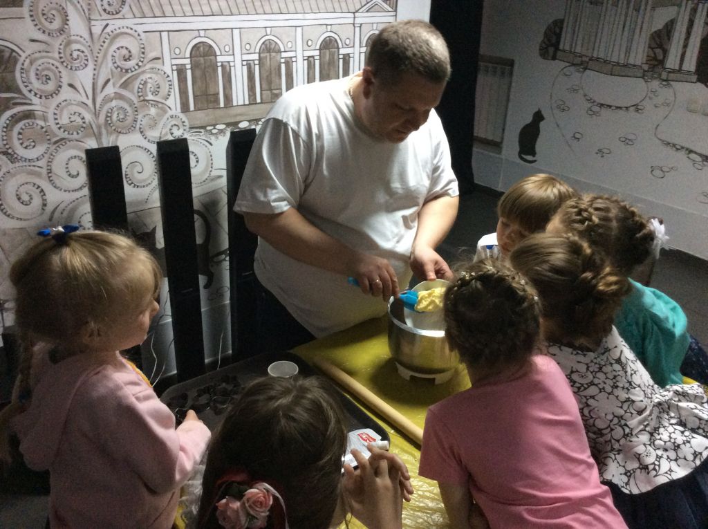 Фото для Помогите спасти кафе