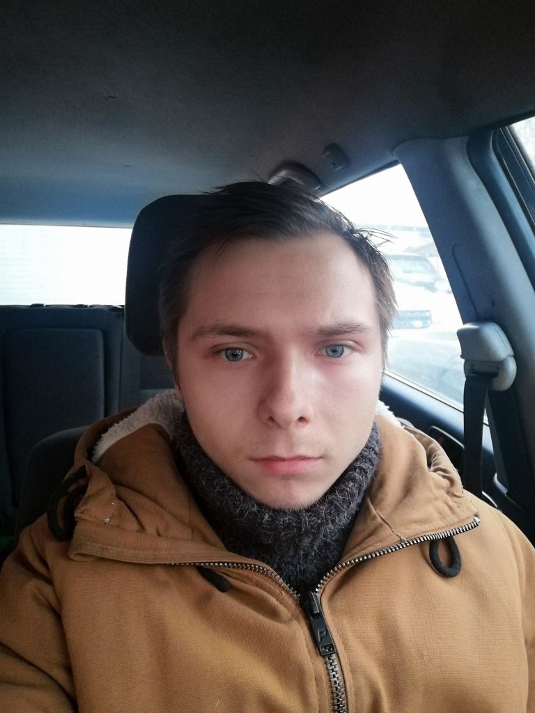 Фото для Попал в долговую яму. Ситуация настолько плачевная, что решил обратиться сюда, сам не справлюсь.