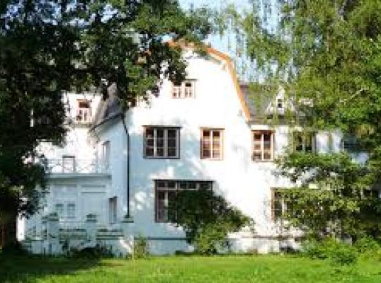 Фото для Сбор средств для покупки дома для большой семьи