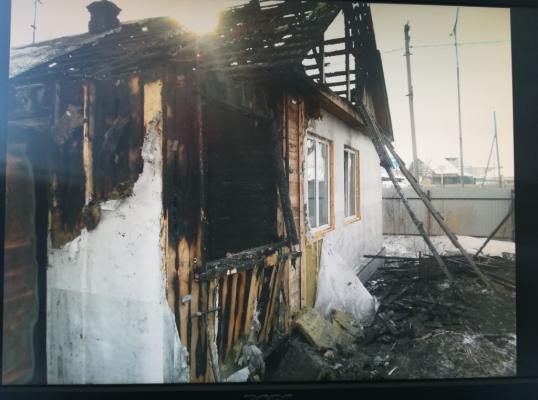 Фото для Сгорел частично дом, нужны деньги на восстановление